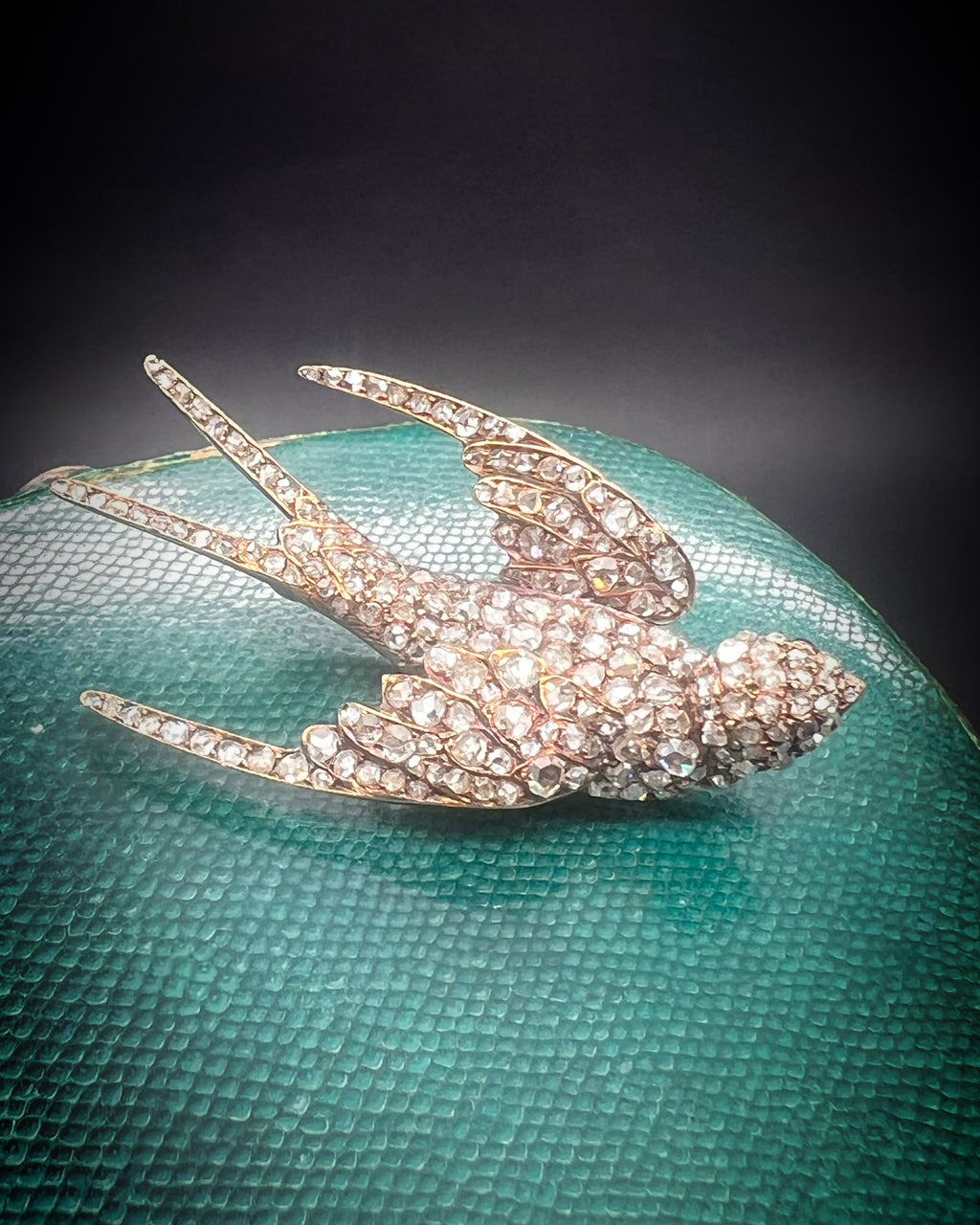 Victorian Rose-Diamond Swallow