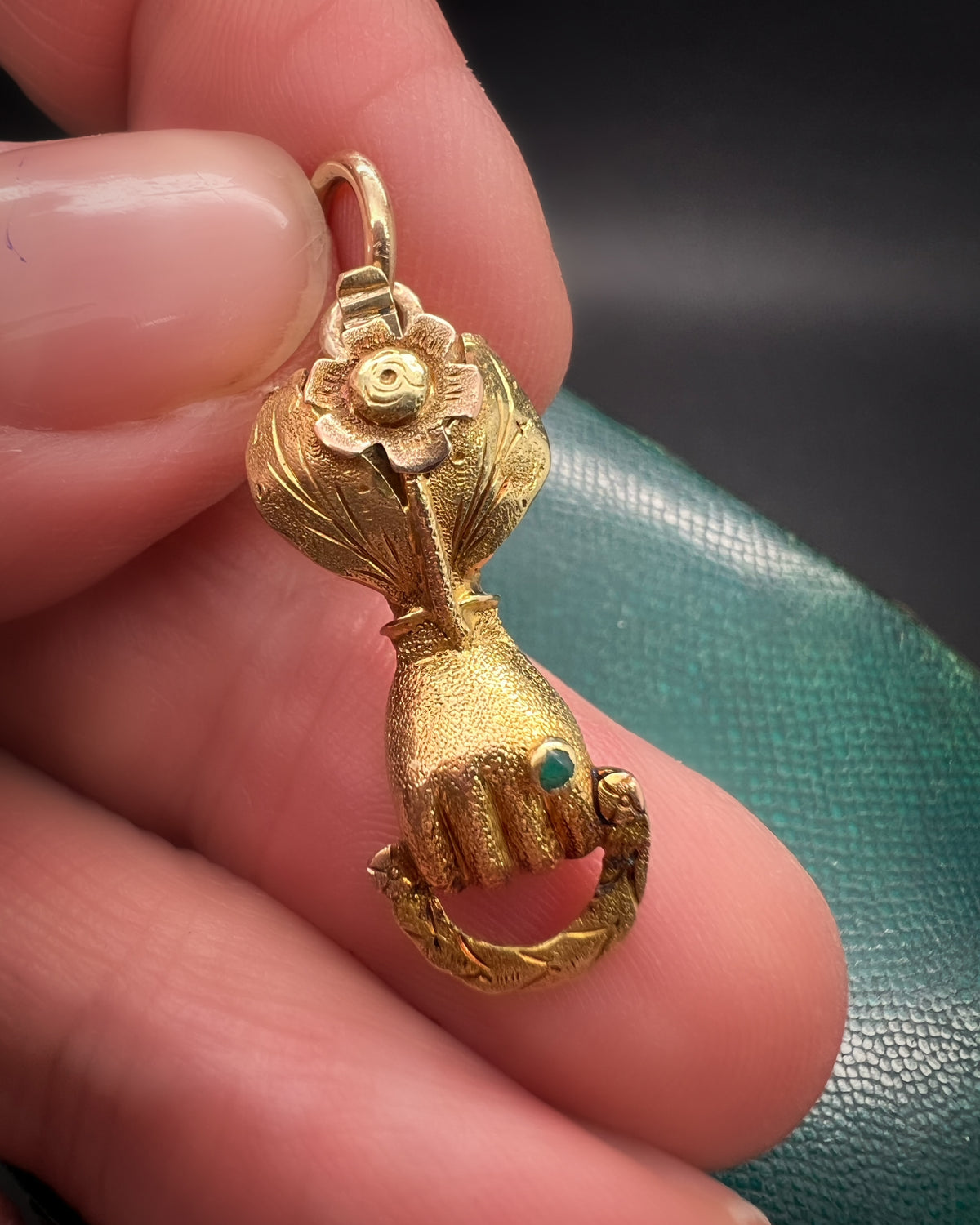 Georgian Cuffed Hand Pendant