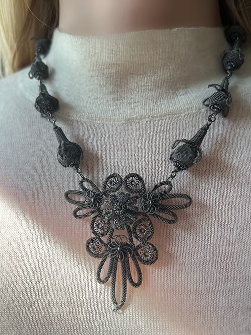 Silesian Fuschia Necklace c.1810