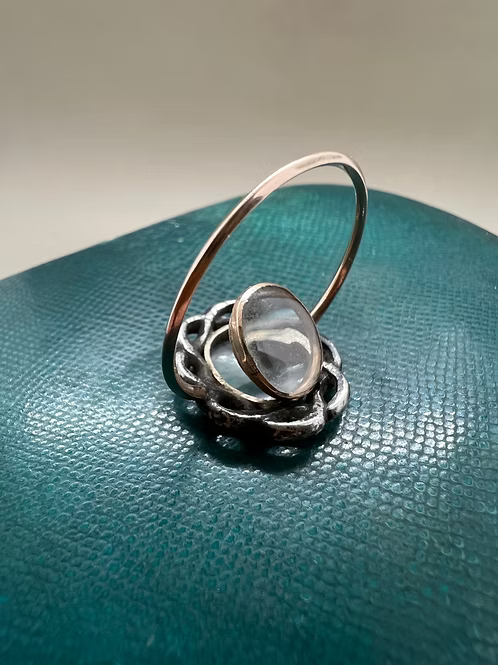 Ribbon Border Locket Ring c.1760