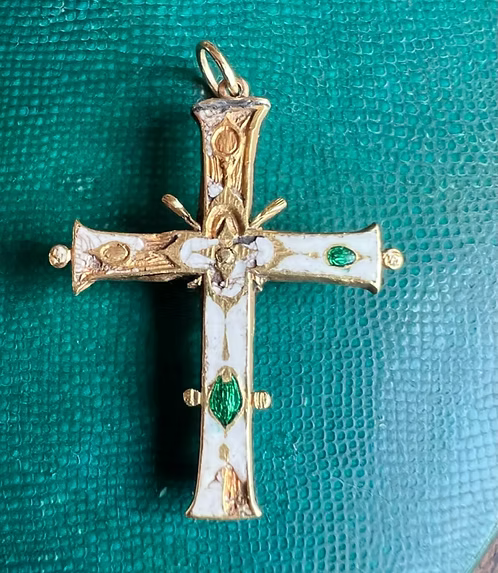 c17th Amethyst and Enamel Cross