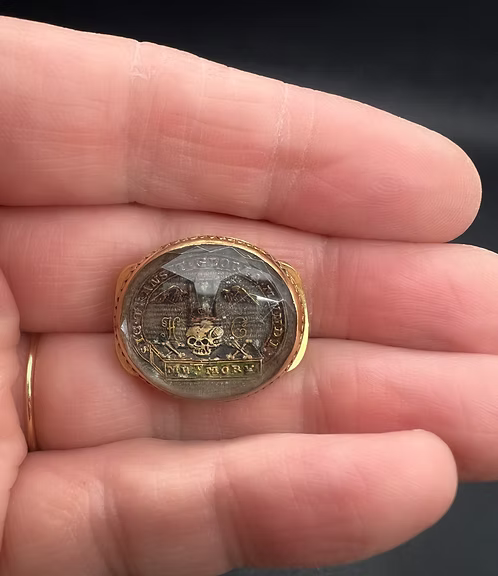 Stuart Crystal Skull Slide