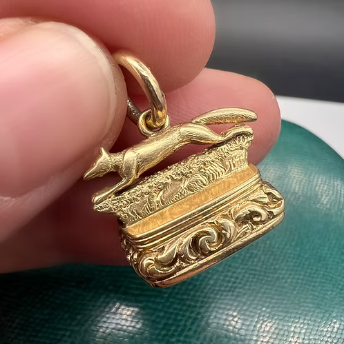 Running Fox Fob