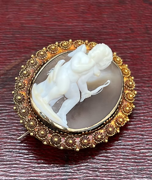 Seated Cupid Cameo