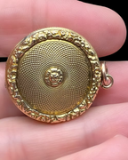 18 carat Victorian Locket Pendant