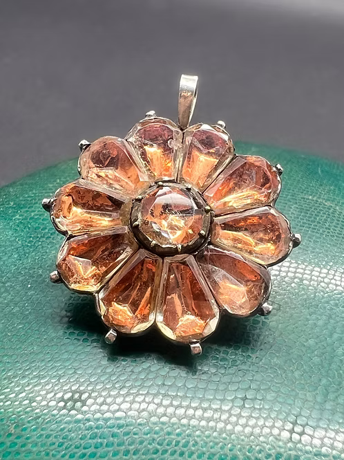 Portuguese Flower Pendant