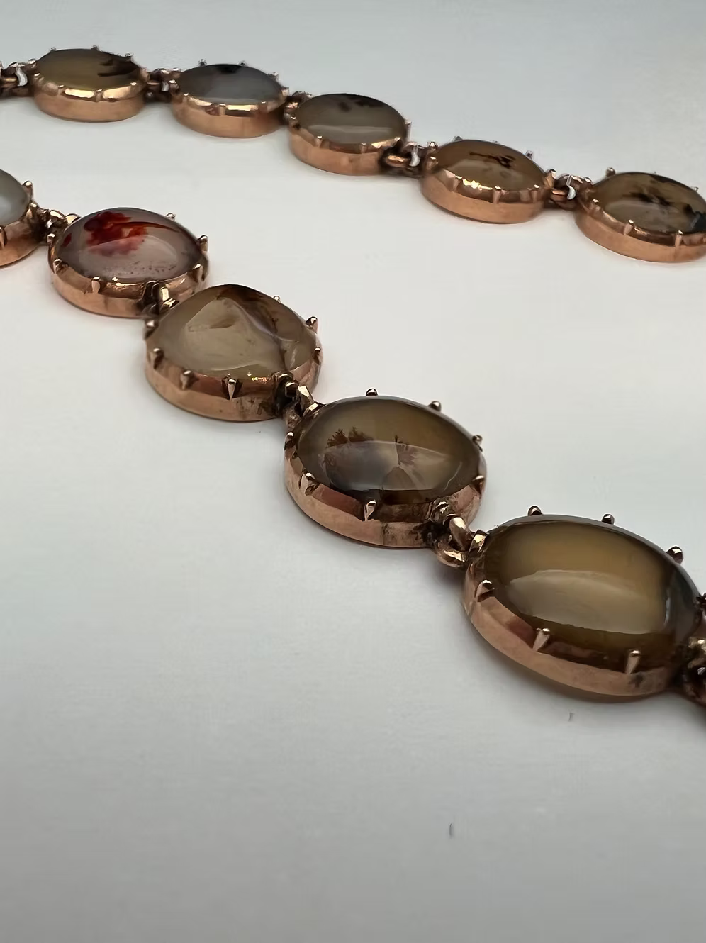 Georgian Moss Agate Riviere