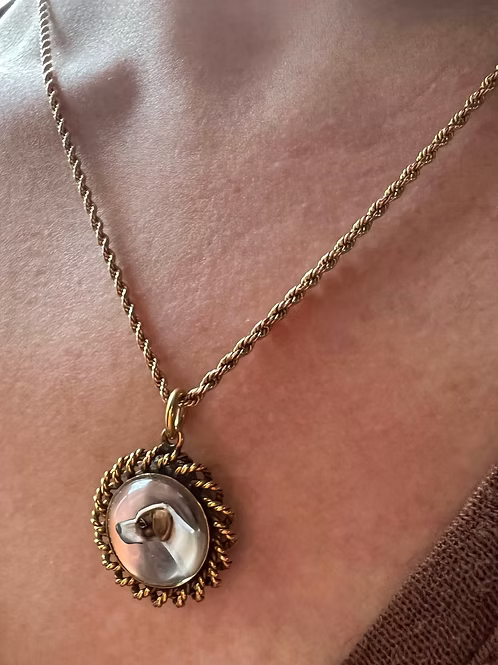 Pointer Essex Crystal Pendant