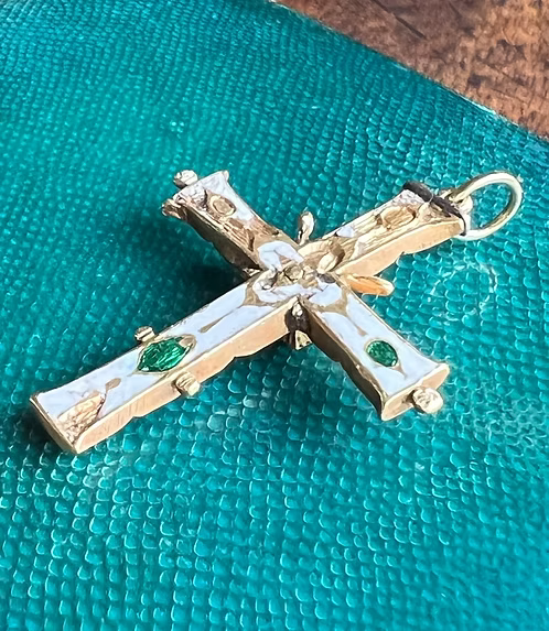 c17th Amethyst and Enamel Cross