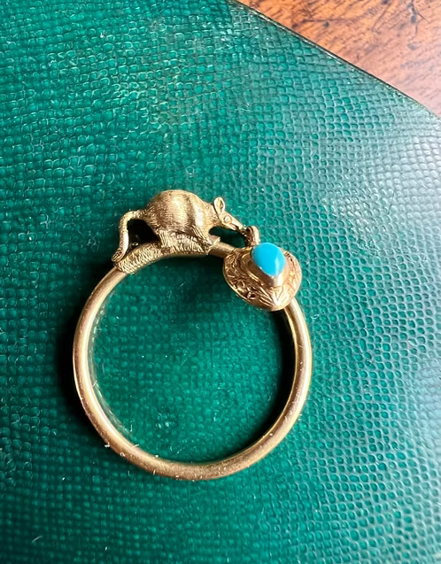 Thornhill Mouse Ring