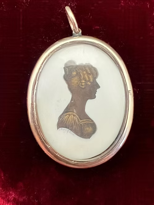 Miers and Field Silhouette Pendant