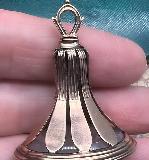 Georgian Greyhounds Seal