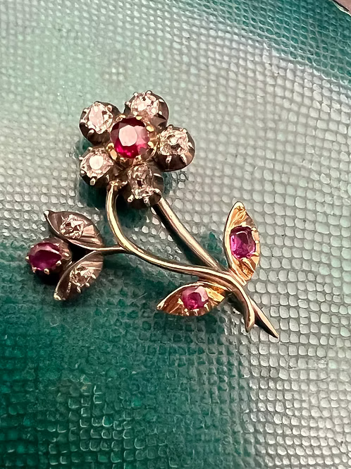 Ruby and Diamond Lacepin c.1820