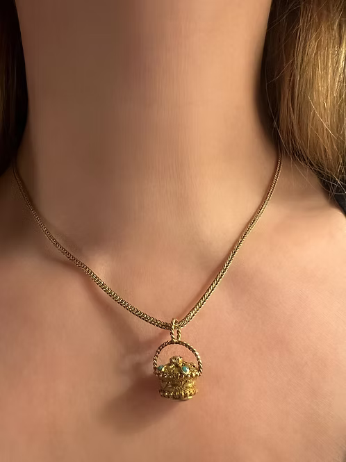Georgian 2 Colour Gold Basket Charm