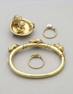 Thornhill Mouse Ring