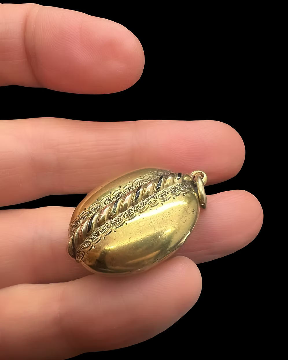 Victorian Rope Twist Locket