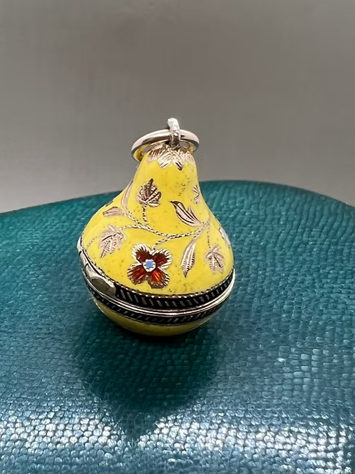 Swiss Enamel Pear c.1810