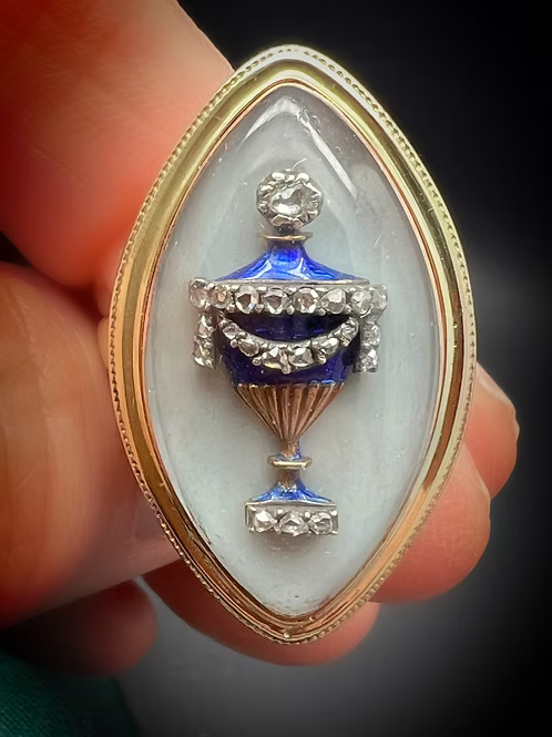 Diamond Urn Ring c.1780