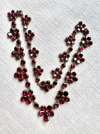 Georgian Garnet Pansy Necklace