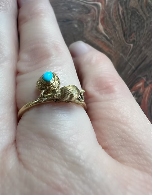 Thornhill Mouse Ring