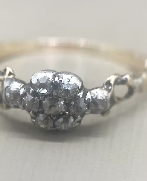 Georgian Diamond Cluster