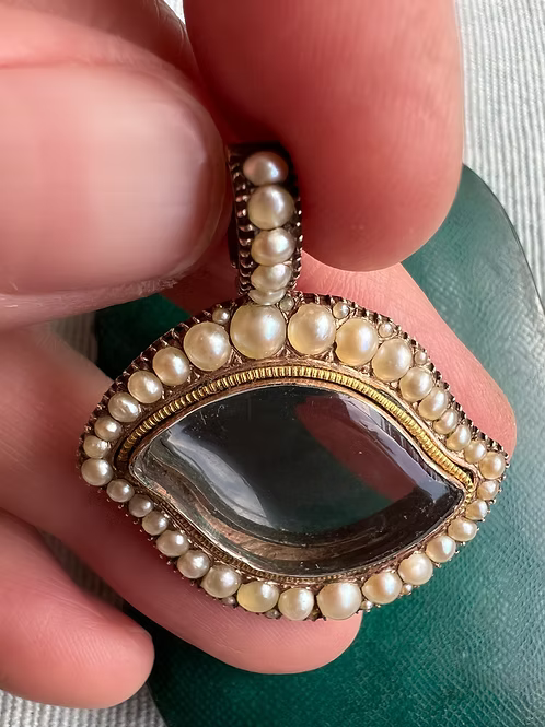 Eye-Shaped Georgian Locket Pendant