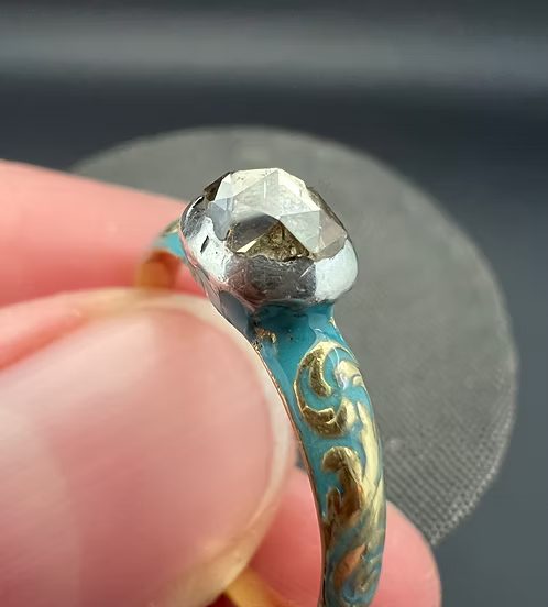 Stuart Rose Diamond Solitaire