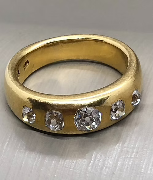 Victorian Diamond Flush-Set Rin