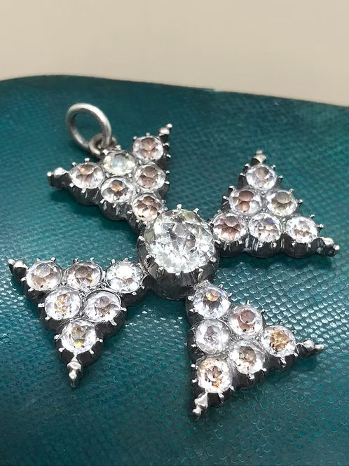Maltese Victorian Paste Cross