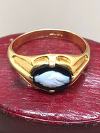 Fede Hardstone Cameo Ring