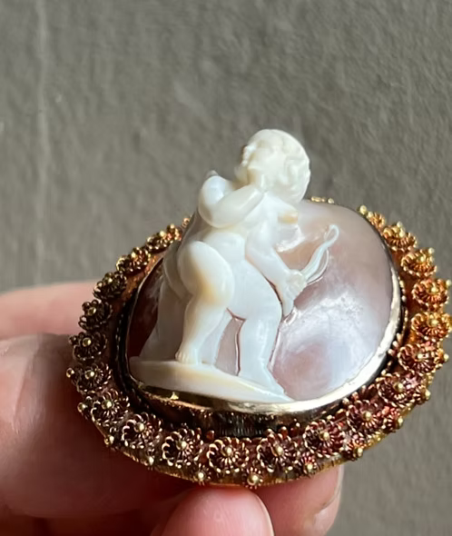 Seated Cupid Cameo