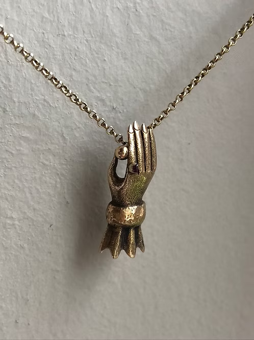 Georgian Cuffed Hand