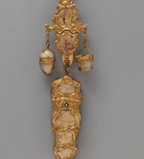 Bonbonniere pendant c.1760