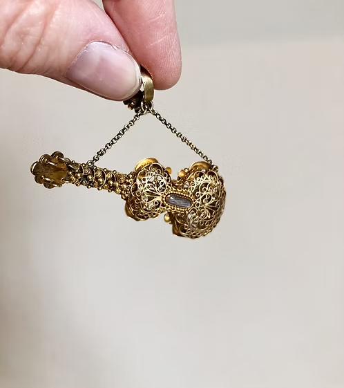 Georgian Acrostic Guitar Pendant