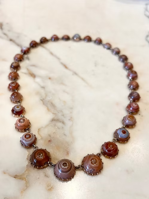 Georgian Agate Rivière