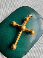 Gold Cross Pommée