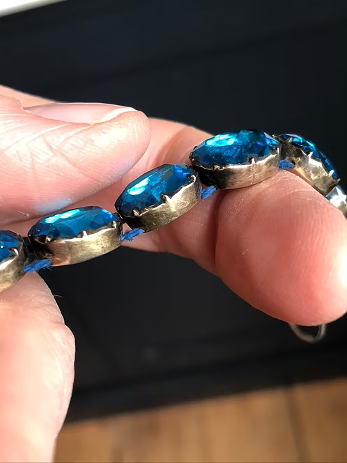 Electric Blue Paste Collar