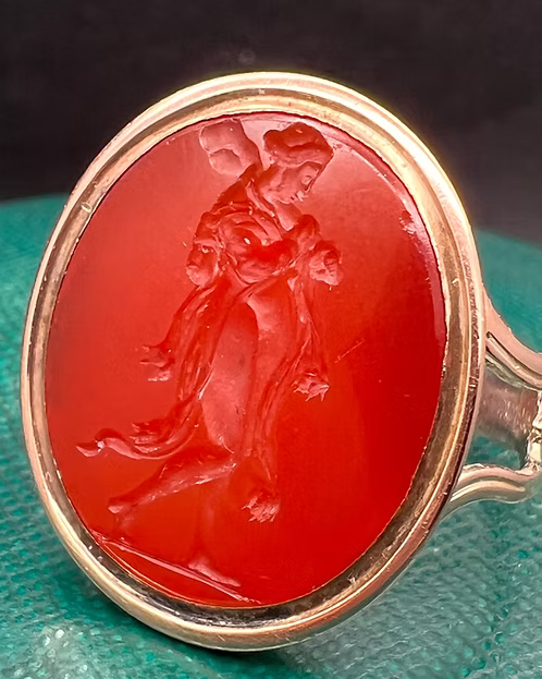 Omphale Intaglio Ring