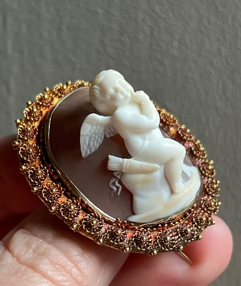 Seated Cupid Cameo