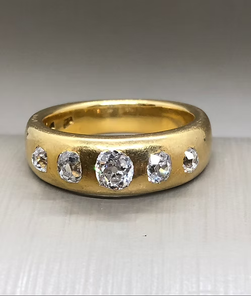 Victorian Diamond Flush-Set Rin