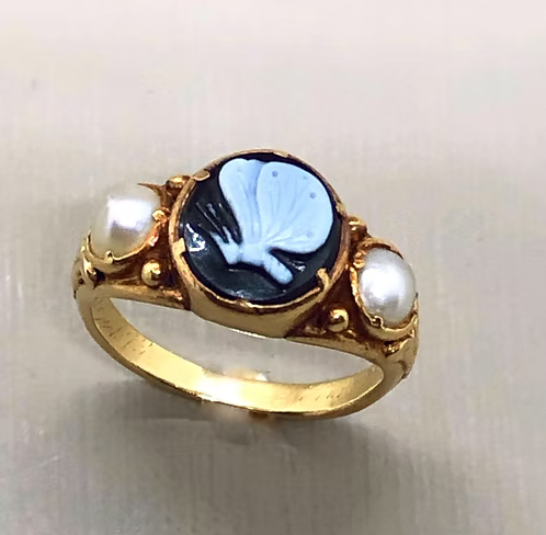 Butterfly Cameo Mourning ring for Elizabeth Chute 1842