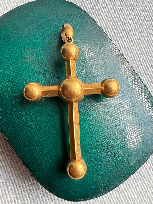 Gold Cross Pommée