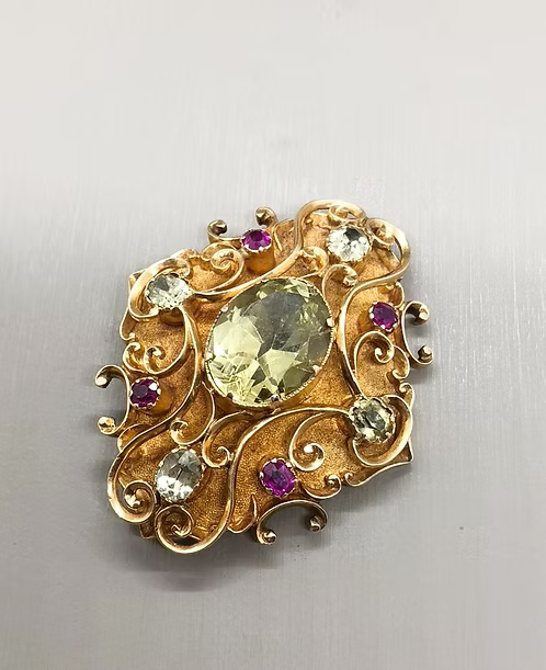 Holbeinesque Chrysoberyl and Ruby Brooch