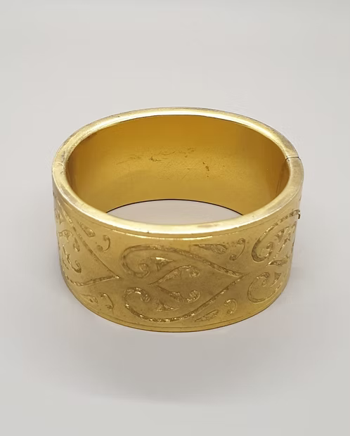 Wide Victorian Pinchbeck bracelet
