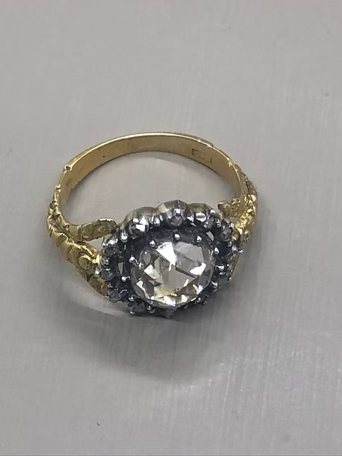 Rose-diamond Heart Cluster