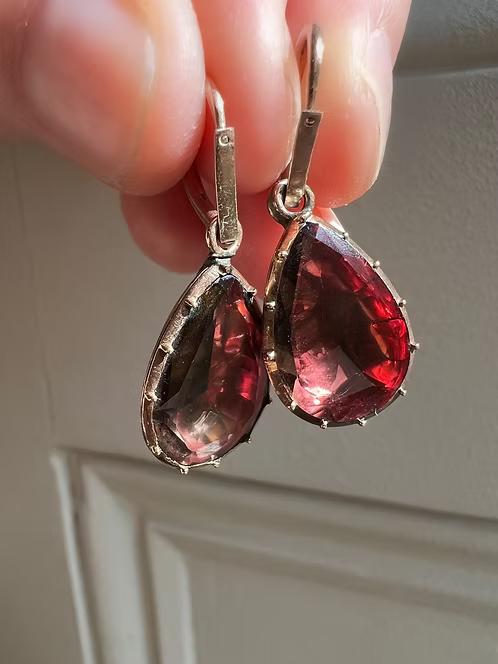 Georgian Foiled Quartz Drops