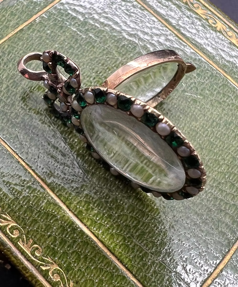 c18th Locket Pendant