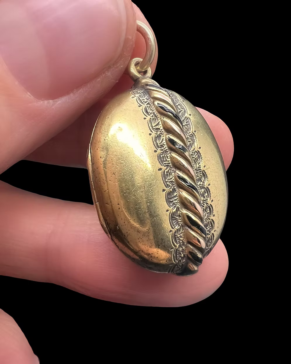 Victorian Rope Twist Locket