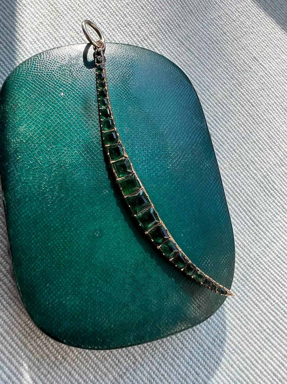 Georgian Leaf Pendant