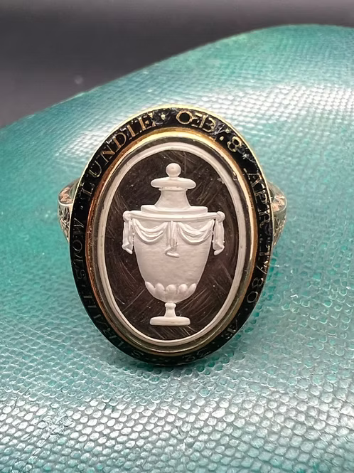 Sulphide Urn Ring 1780